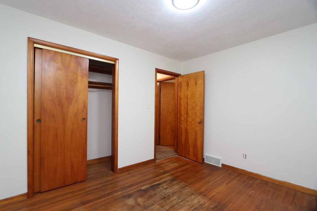 125 Hilltop Road, Ontario, Ohio 44906, 3 Bedrooms Bedrooms, ,1 BathroomBathrooms,Residential,For Sale,Hilltop Road,9072918