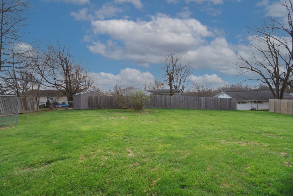 125 Hilltop Road, Ontario, Ohio 44906, 3 Bedrooms Bedrooms, ,1 BathroomBathrooms,Residential,For Sale,Hilltop Road,9072918