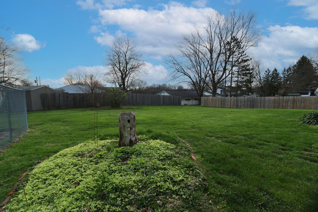 125 Hilltop Road, Ontario, Ohio 44906, 3 Bedrooms Bedrooms, ,1 BathroomBathrooms,Residential,For Sale,Hilltop Road,9072918