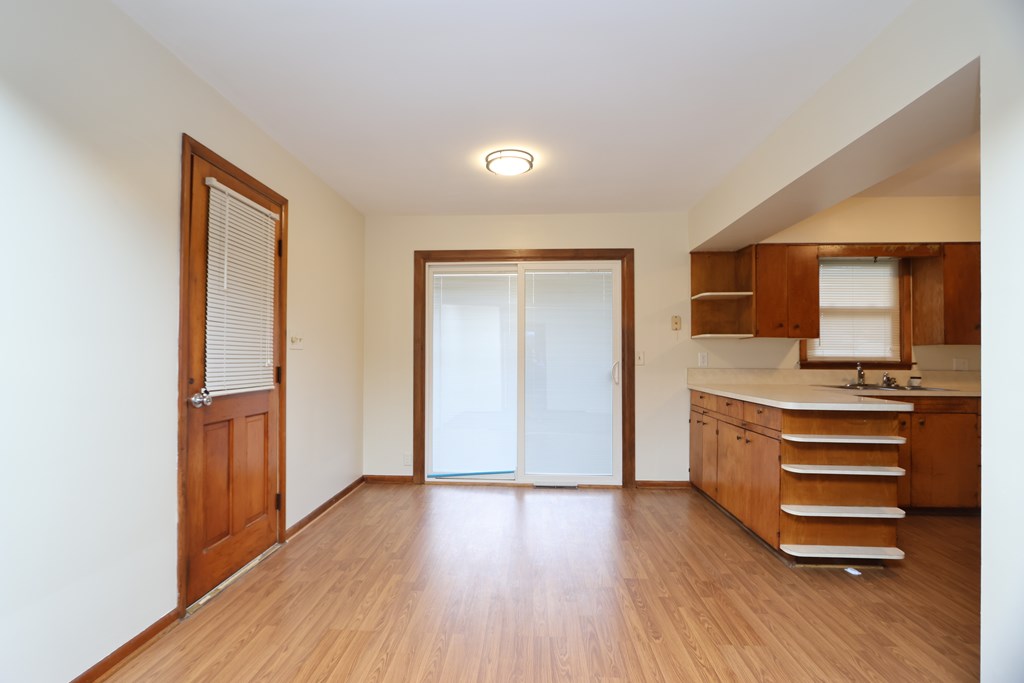 125 Hilltop Road, Ontario, Ohio 44906, 3 Bedrooms Bedrooms, ,1 BathroomBathrooms,Residential,For Sale,Hilltop Road,9072918