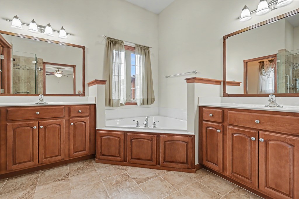 3541 Oakstone Drive, Ontario, Ohio 44903, 4 Bedrooms Bedrooms, ,3 BathroomsBathrooms,Residential,For Sale,Oakstone Drive,9072922 3541 Oakstone Drive, Ontario, Ohio 44903, 4 Bedrooms Bedrooms, ,3 BathroomsBathrooms,Residential,For Sale,Oakstone Drive,9072922