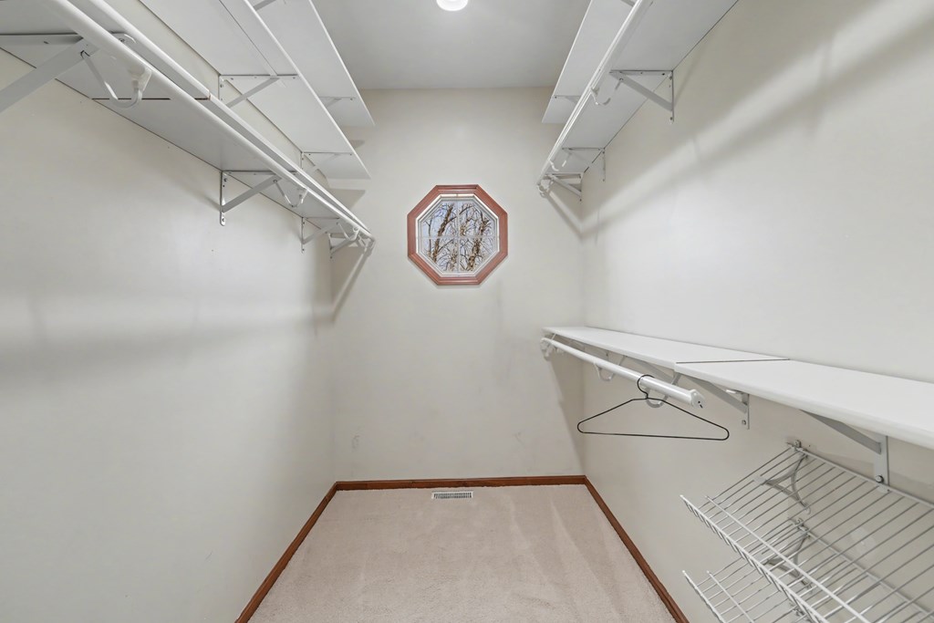 3541 Oakstone Drive, Ontario, Ohio 44903, 4 Bedrooms Bedrooms, ,3 BathroomsBathrooms,Residential,For Sale,Oakstone Drive,9072922 3541 Oakstone Drive, Ontario, Ohio 44903, 4 Bedrooms Bedrooms, ,3 BathroomsBathrooms,Residential,For Sale,Oakstone Drive,9072922