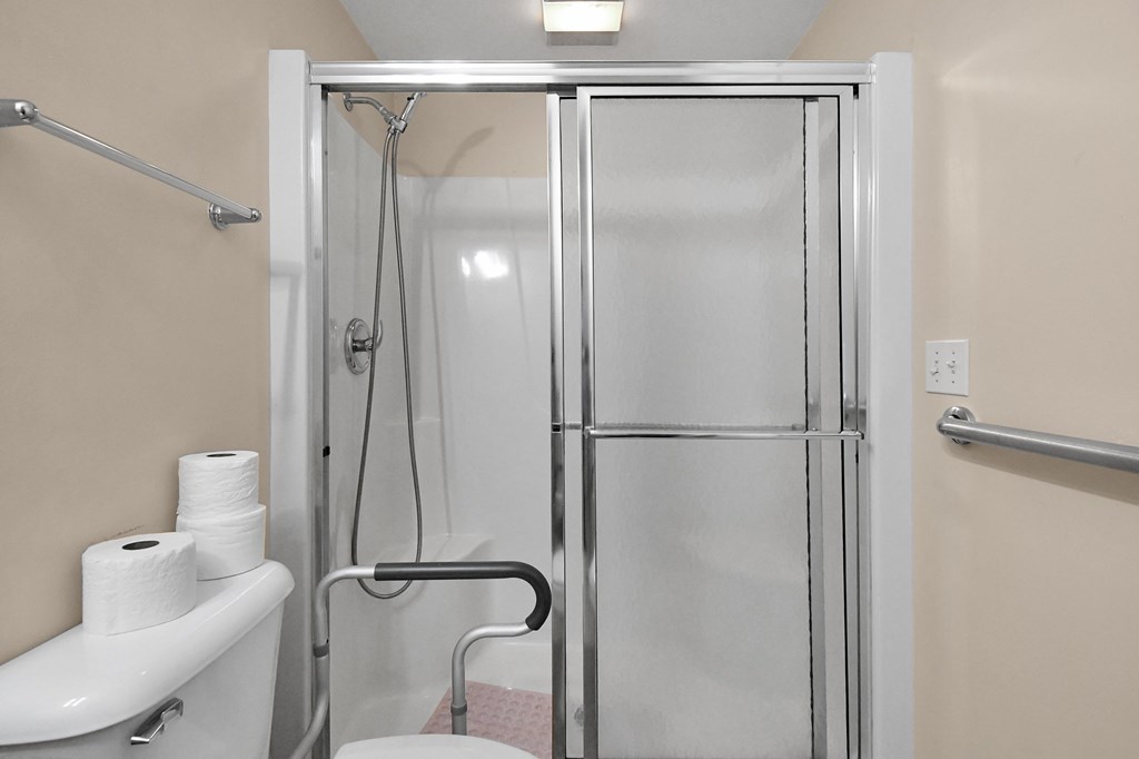 102 Roth Court, Bellevue, Ohio 44811, 3 Bedrooms Bedrooms, ,2 BathroomsBathrooms,Residential,For Sale,Roth Court,9072924