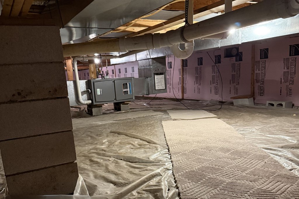 102 Roth Court, Bellevue, Ohio 44811, 3 Bedrooms Bedrooms, ,2 BathroomsBathrooms,Residential,For Sale,Roth Court,9072924