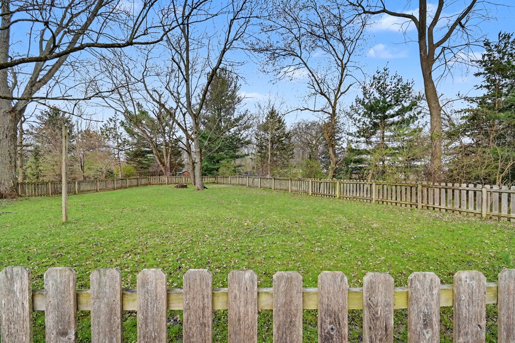 964 S Thoman Street, Crestline, Ohio 44827, 3 Bedrooms Bedrooms, ,2 BathroomsBathrooms,Residential,For Sale,Thoman Street,9072926