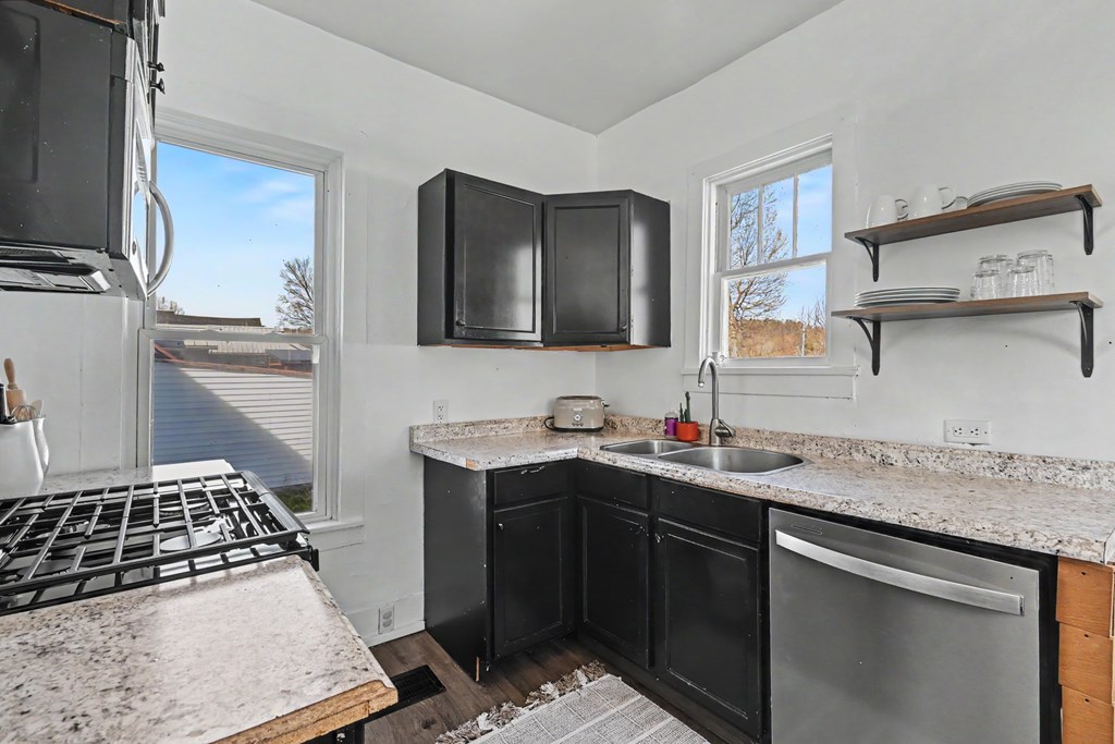 161 Huron Street, Bellville, Ohio 44813, 2 Bedrooms Bedrooms, ,2 BathroomsBathrooms,Residential,For Sale,Huron Street,9072968