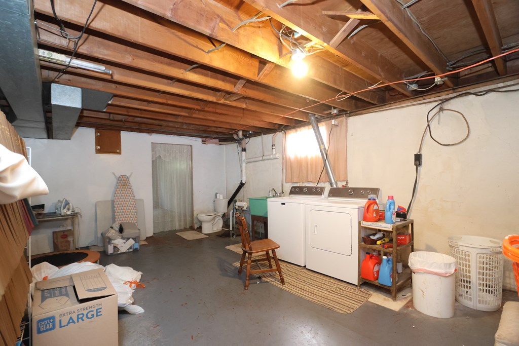 1440 Barbara Lane, Mansfield, Ohio 44905, 3 Bedrooms Bedrooms, ,1 BathroomBathrooms,Residential,For Sale,Barbara Lane,9072986