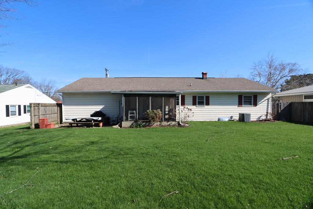 1440 Barbara Lane, Mansfield, Ohio 44905, 3 Bedrooms Bedrooms, ,1 BathroomBathrooms,Residential,For Sale,Barbara Lane,9072986