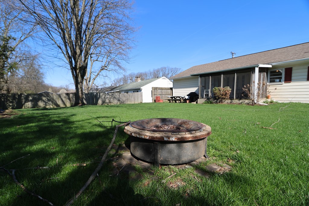 1440 Barbara Lane, Mansfield, Ohio 44905, 3 Bedrooms Bedrooms, ,1 BathroomBathrooms,Residential,For Sale,Barbara Lane,9072986