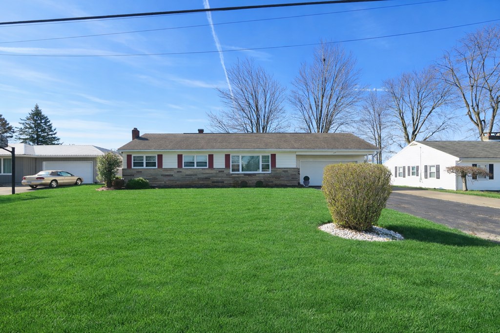 1440 Barbara Lane, Mansfield, Ohio 44905, 3 Bedrooms Bedrooms, ,1 BathroomBathrooms,Residential,For Sale,Barbara Lane,9072986