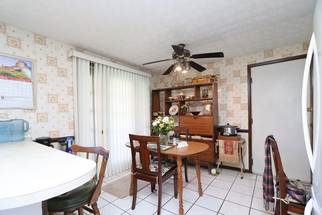 1440 Barbara Lane, Mansfield, Ohio 44905, 3 Bedrooms Bedrooms, ,1 BathroomBathrooms,Residential,For Sale,Barbara Lane,9072986