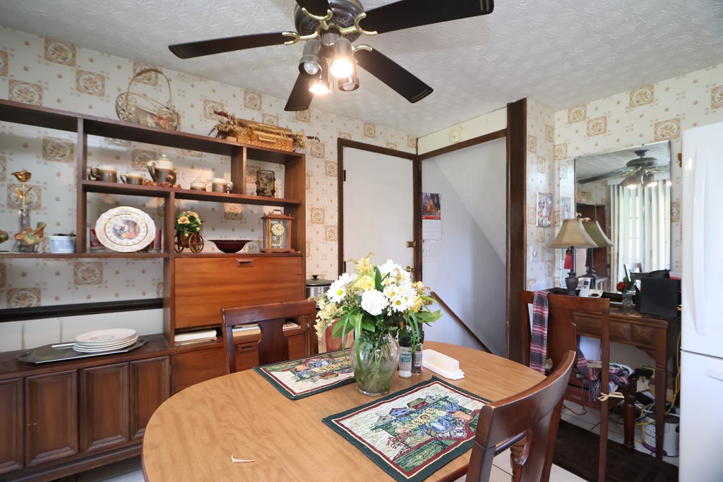 1440 Barbara Lane, Mansfield, Ohio 44905, 3 Bedrooms Bedrooms, ,1 BathroomBathrooms,Residential,For Sale,Barbara Lane,9072986