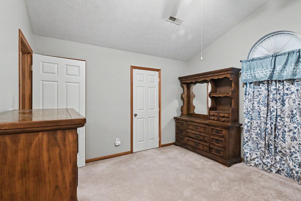 2355 Deerfield Lane, Ontario, Ohio 44906, 2 Bedrooms Bedrooms, ,2 BathroomsBathrooms,Residential,For Sale,Deerfield Lane,9072990