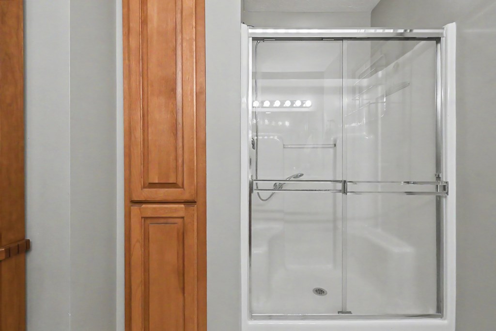 2355 Deerfield Lane, Ontario, Ohio 44906, 2 Bedrooms Bedrooms, ,2 BathroomsBathrooms,Residential,For Sale,Deerfield Lane,9072990