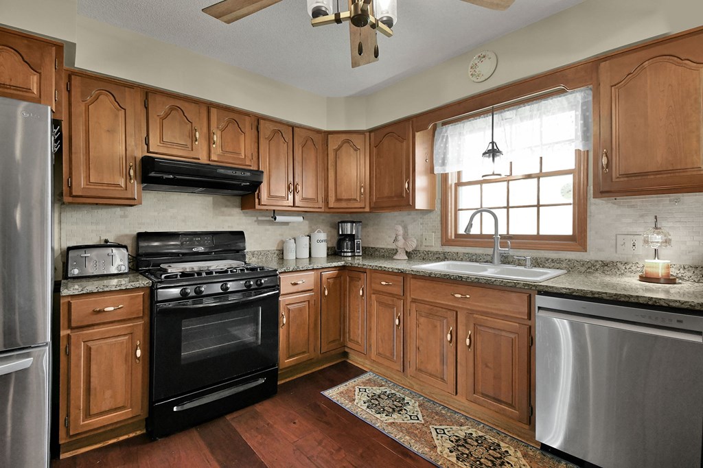 2365 Alta West Road, Mansfield, Ohio 44903, 4 Bedrooms Bedrooms, ,3 BathroomsBathrooms,Residential,For Sale,Alta West Road,9072993