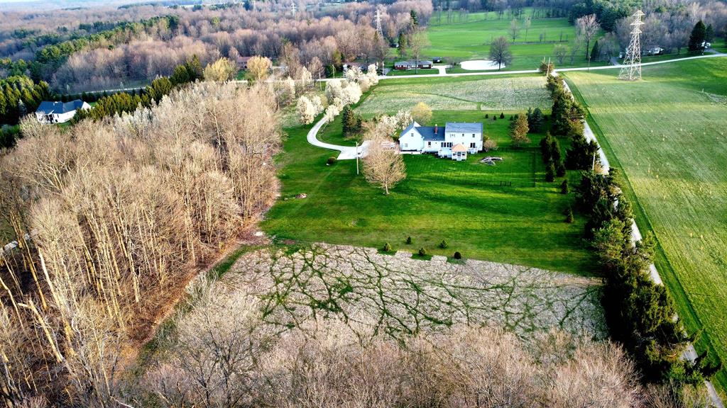 2365 Alta West Road, Mansfield, Ohio 44903, 4 Bedrooms Bedrooms, ,3 BathroomsBathrooms,Residential,For Sale,Alta West Road,9072993