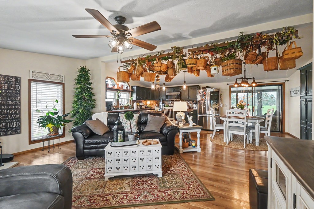 5369 Columbus-Sandusky Road North, Marion, Ohio 43302, 3 Bedrooms Bedrooms, ,2 BathroomsBathrooms,Residential,For Sale,Columbus-Sandusky Road North,9072995