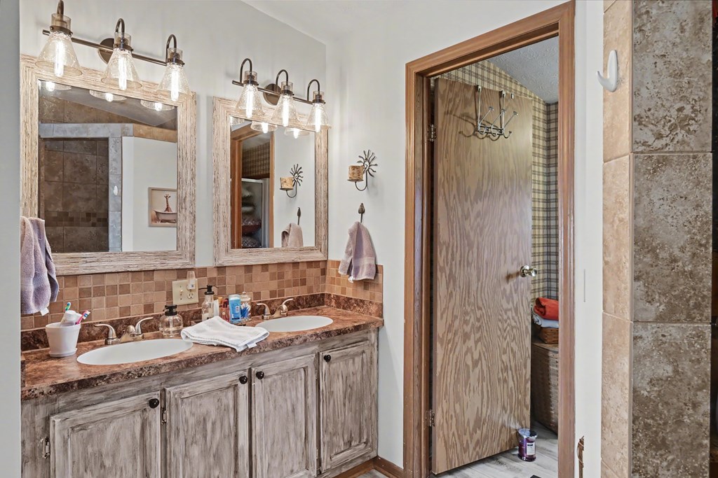 5369 Columbus-Sandusky Road North, Marion, Ohio 43302, 3 Bedrooms Bedrooms, ,2 BathroomsBathrooms,Residential,For Sale,Columbus-Sandusky Road North,9072995