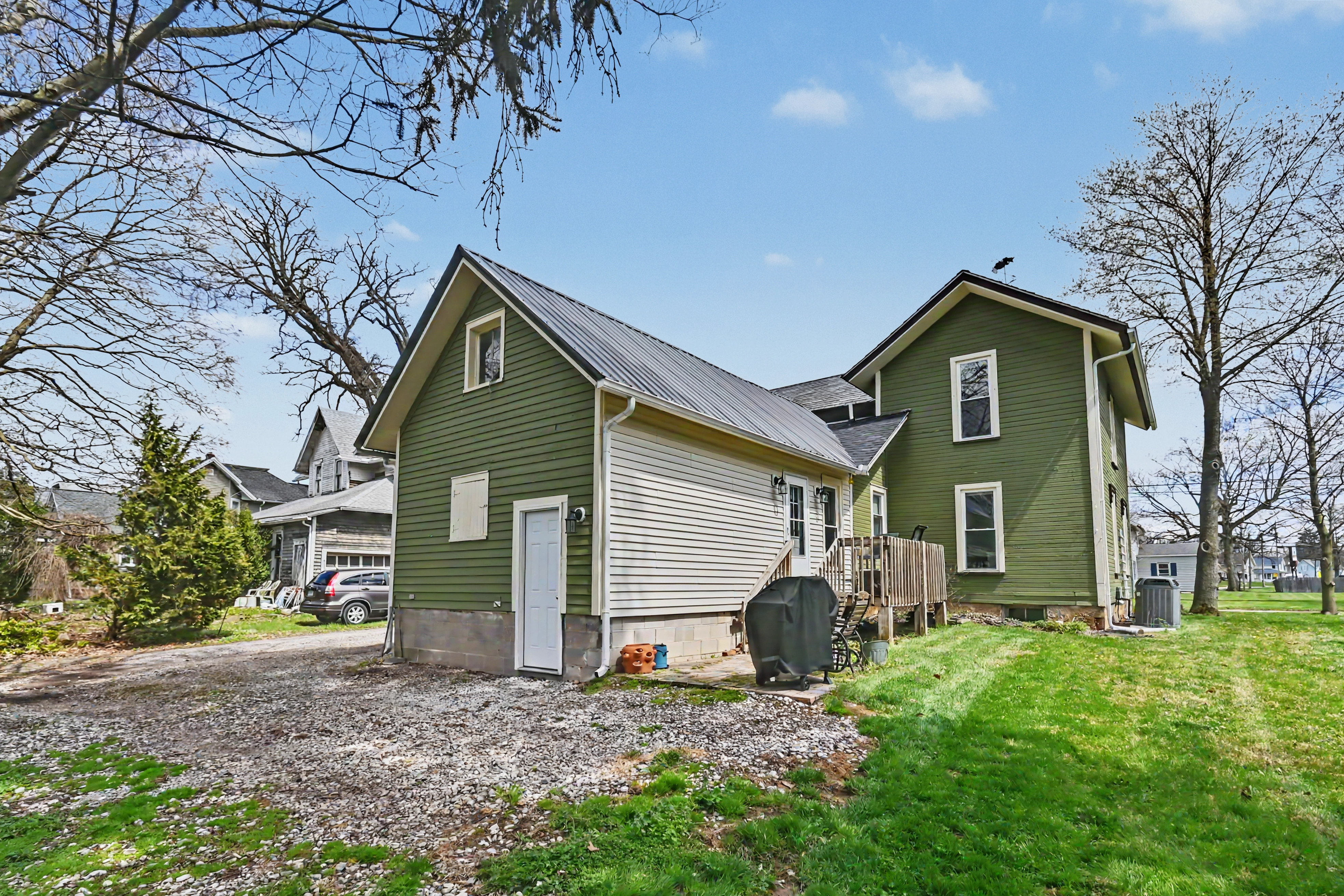 92 SOUTH MAIN STREET, NEW LONDON, OH 44851, 3 Bedrooms Bedrooms, ,2 BathroomsBathrooms,Residential,For Sale,South Main,