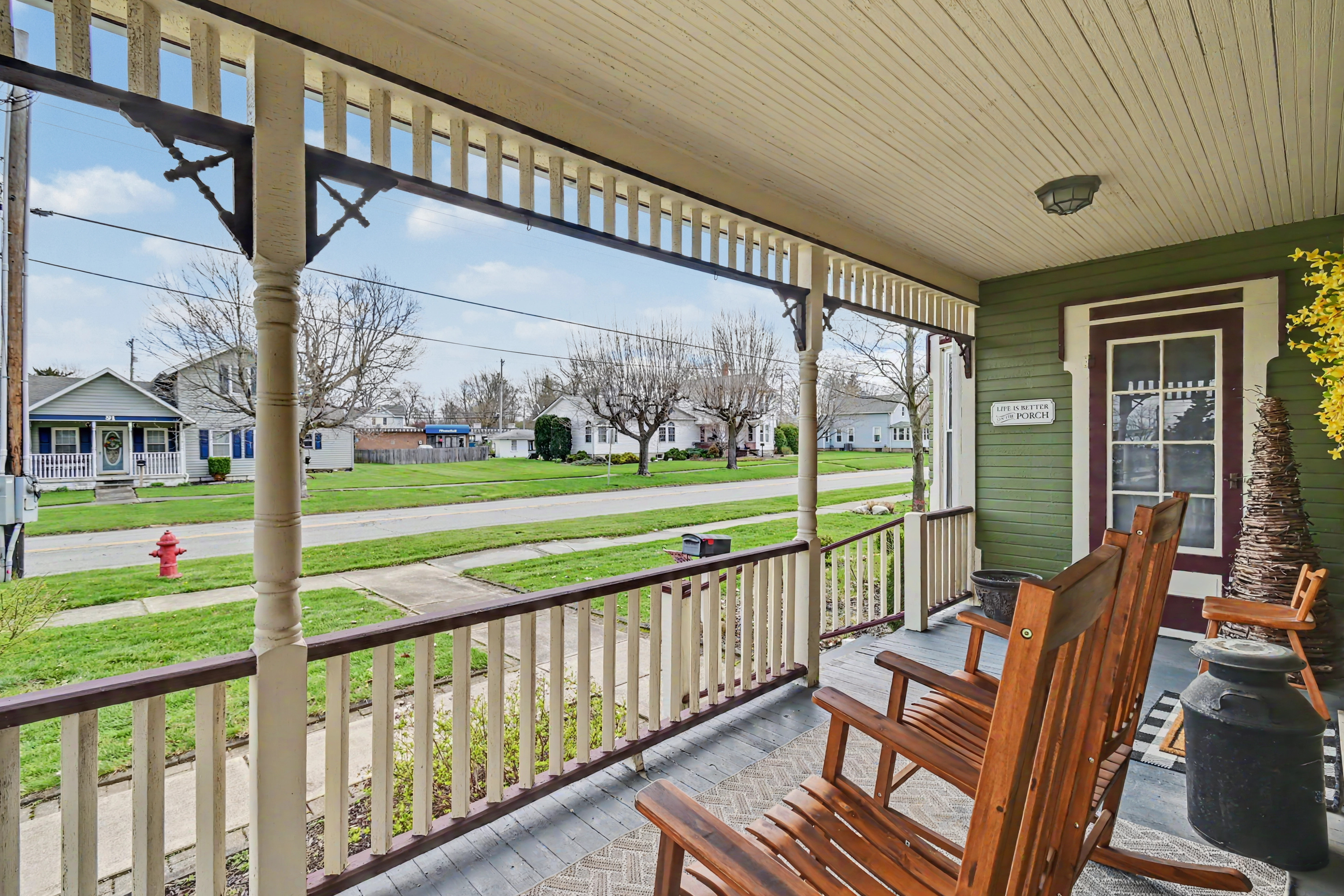 92 SOUTH MAIN STREET, NEW LONDON, OH 44851, 3 Bedrooms Bedrooms, ,2 BathroomsBathrooms,Residential,For Sale,South Main,