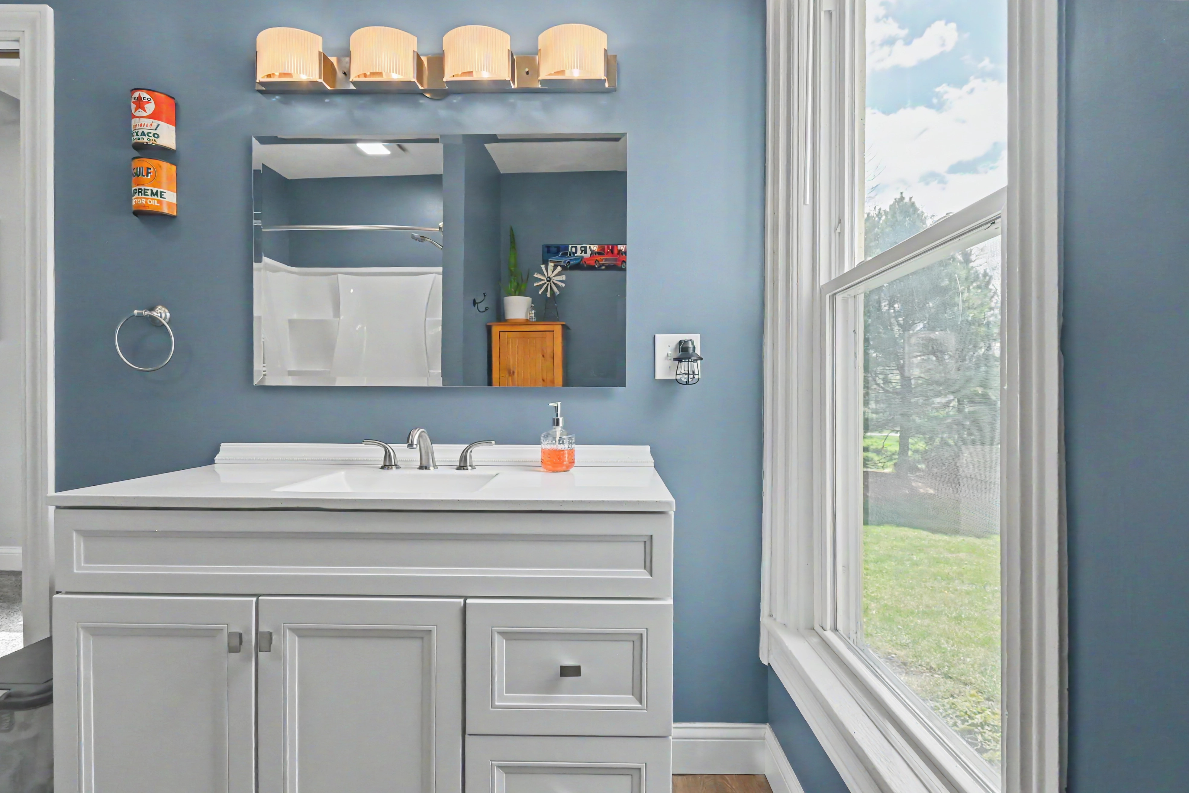 92 SOUTH MAIN STREET, NEW LONDON, OH 44851, 3 Bedrooms Bedrooms, ,2 BathroomsBathrooms,Residential,For Sale,South Main,