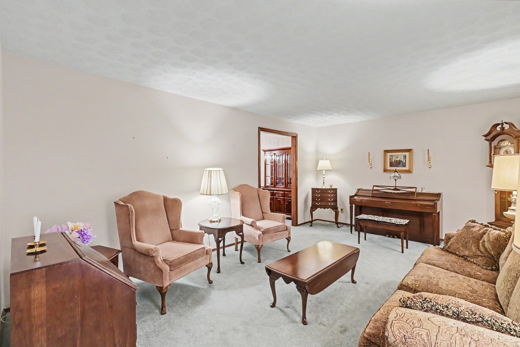 1020 Victoria Drive, Bucyrus, Ohio 44820, 4 Bedrooms Bedrooms, ,2 BathroomsBathrooms,Residential,For Sale,Victoria Drive,9073020