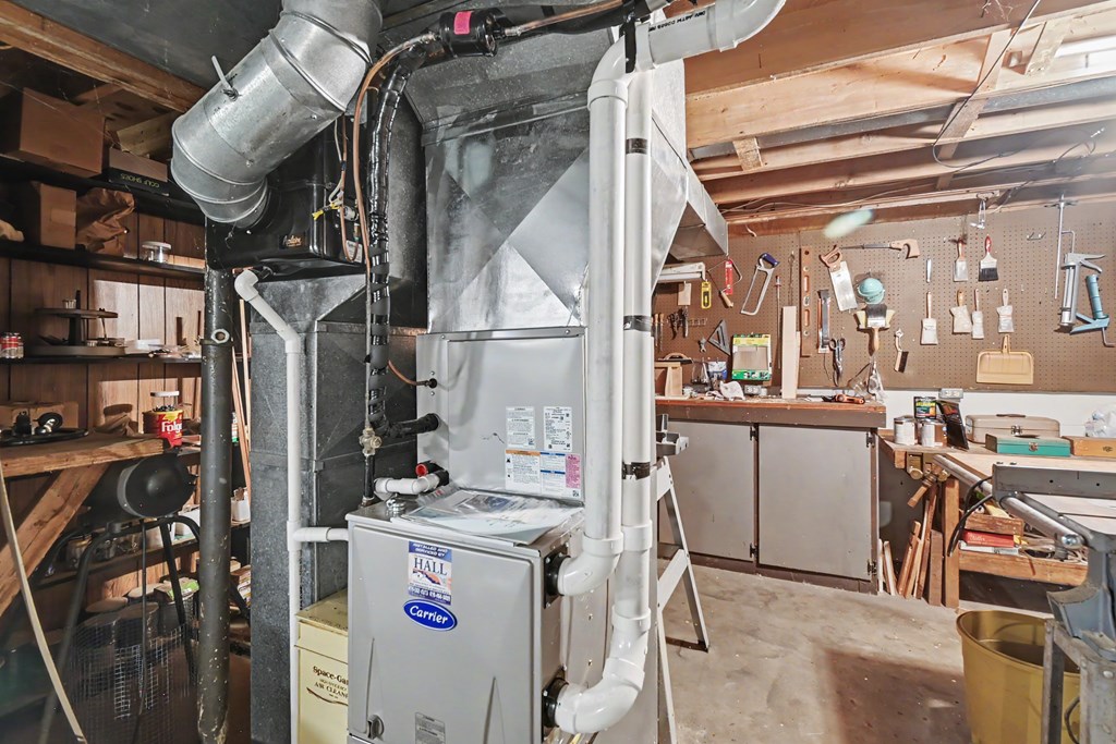 1020 Victoria Drive, Bucyrus, Ohio 44820, 4 Bedrooms Bedrooms, ,2 BathroomsBathrooms,Residential,For Sale,Victoria Drive,9073020