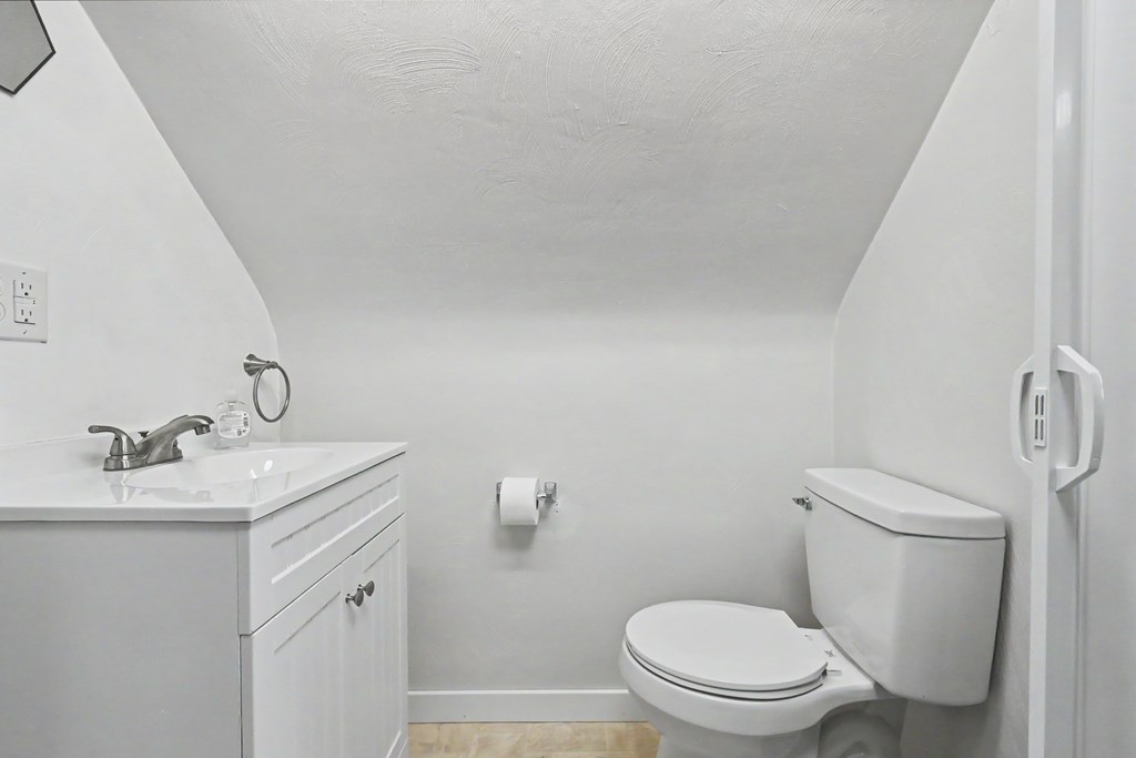 315 Muth Road, Mansfield, Ohio 44903, 3 Bedrooms Bedrooms, ,2 BathroomsBathrooms,Residential,For Sale,Muth Road,9073021