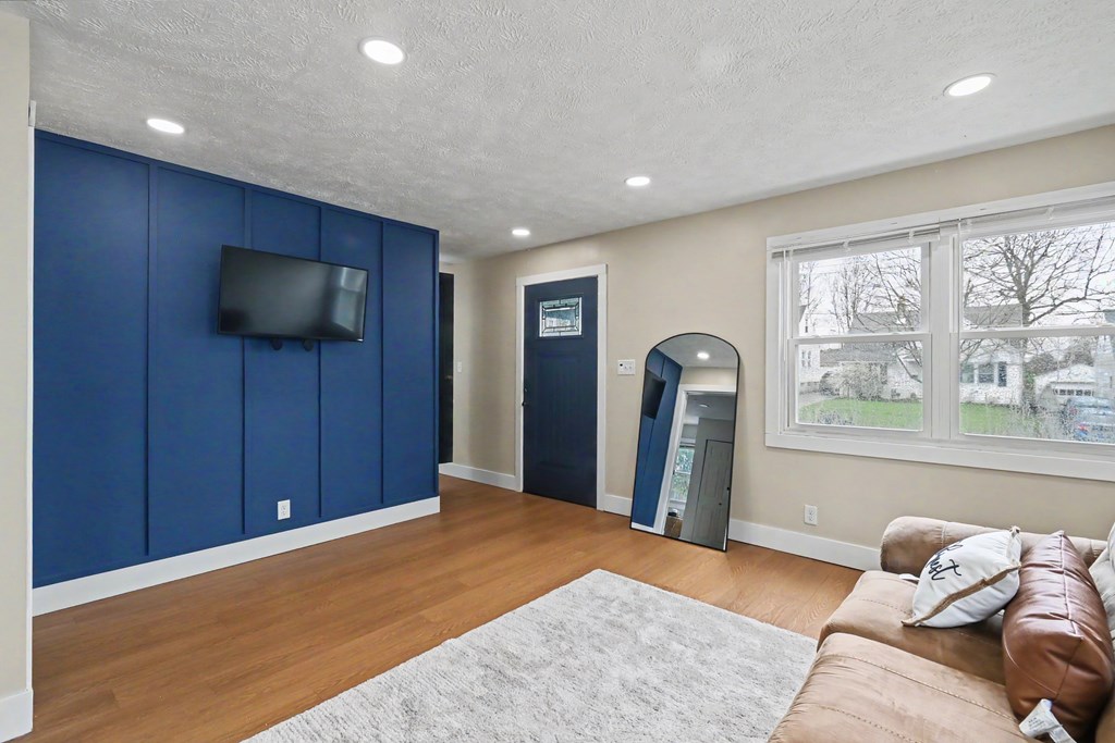 315 Muth Road, Mansfield, Ohio 44903, 3 Bedrooms Bedrooms, ,2 BathroomsBathrooms,Residential,For Sale,Muth Road,9073021