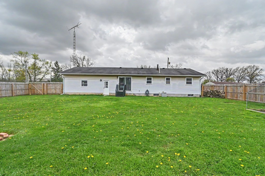 319 Etler Drive, Crestline, Ohio 44827, 3 Bedrooms Bedrooms, ,2 BathroomsBathrooms,Residential,For Sale,Etler Drive,9073022