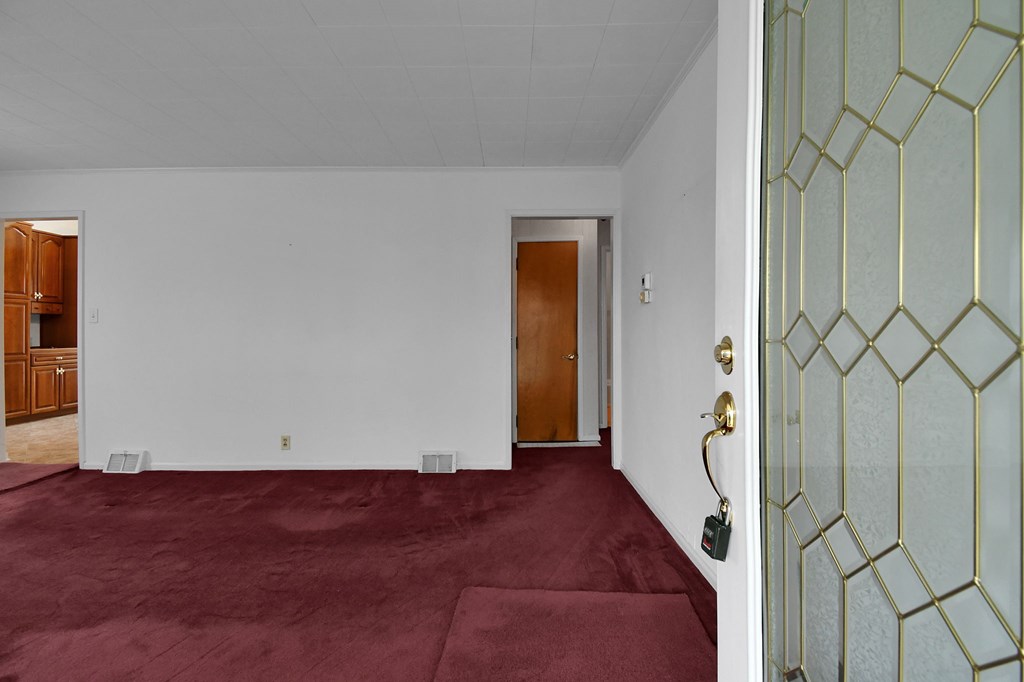 92 Grand Boulevard Extension, Shelby, Ohio 44875, 4 Bedrooms Bedrooms, ,2 BathroomsBathrooms,Residential,For Sale,Grand Boulevard Extension,9073027