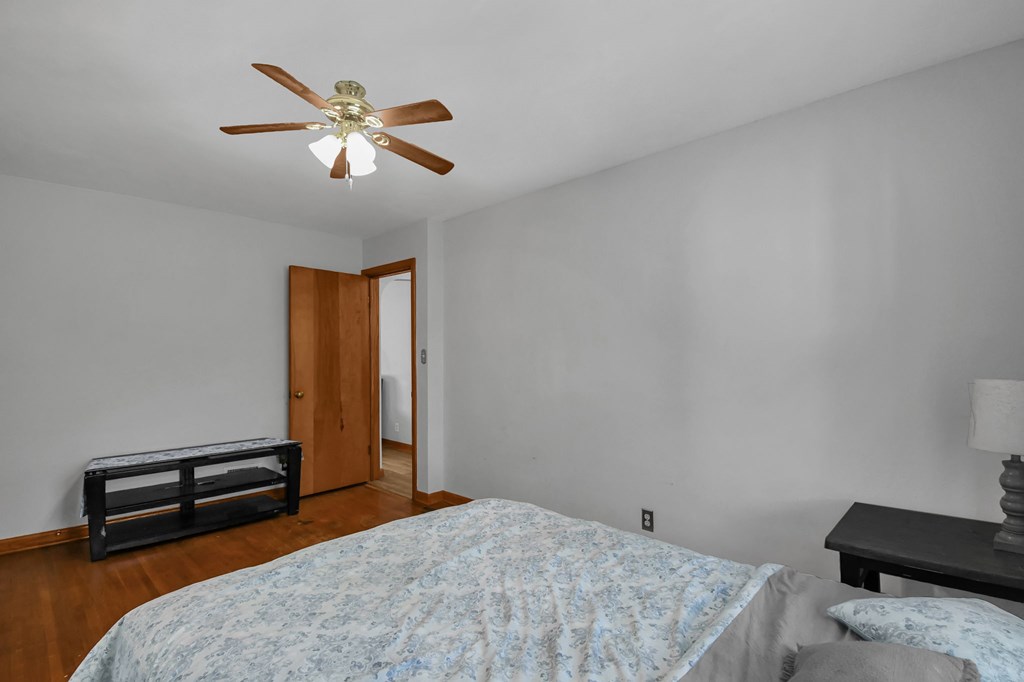 484 Van Buren Avenue, Mansfield, Ohio 44905, 3 Bedrooms Bedrooms, ,1 BathroomBathrooms,Residential,For Sale,Van Buren Avenue,9073030