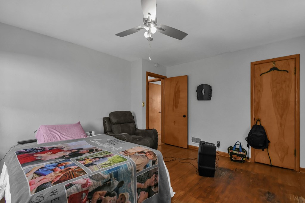 484 Van Buren Avenue, Mansfield, Ohio 44905, 3 Bedrooms Bedrooms, ,1 BathroomBathrooms,Residential,For Sale,Van Buren Avenue,9073030