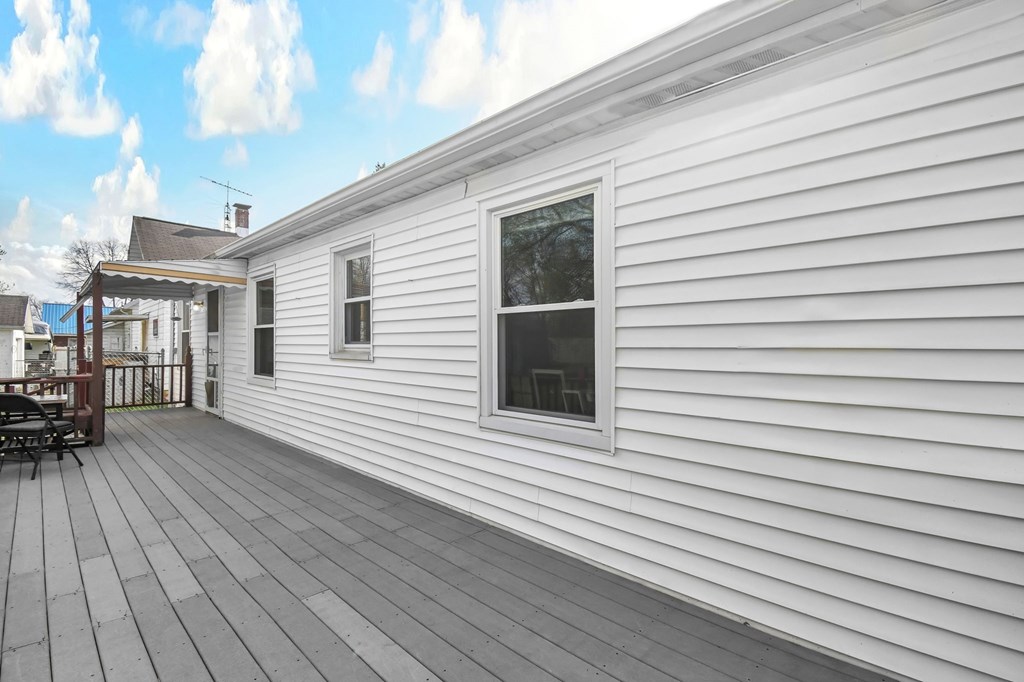 484 Van Buren Avenue, Mansfield, Ohio 44905, 3 Bedrooms Bedrooms, ,1 BathroomBathrooms,Residential,For Sale,Van Buren Avenue,9073030