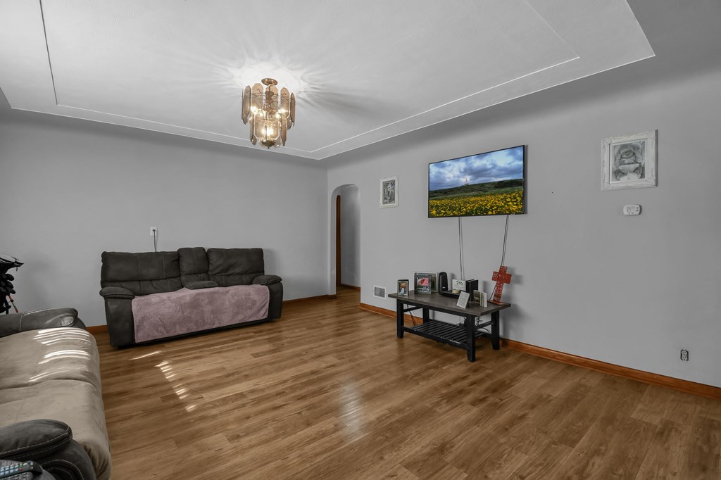 484 Van Buren Avenue, Mansfield, Ohio 44905, 3 Bedrooms Bedrooms, ,1 BathroomBathrooms,Residential,For Sale,Van Buren Avenue,9073030