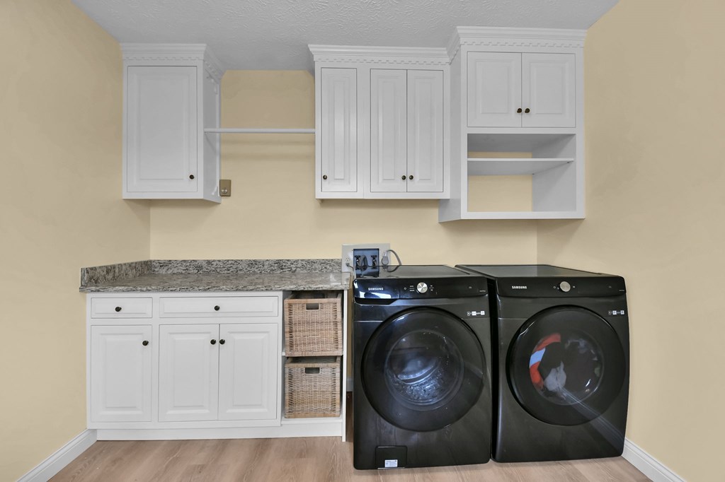 30 Taft Street, Shelby, Ohio 44875, 2 Bedrooms Bedrooms, ,1 BathroomBathrooms,Residential,For Sale,Taft Street,9073033