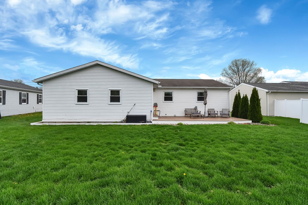 30 Taft Street, Shelby, Ohio 44875, 2 Bedrooms Bedrooms, ,1 BathroomBathrooms,Residential,For Sale,Taft Street,9073033