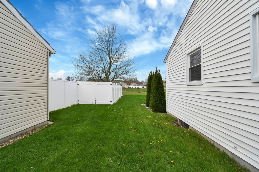 30 Taft Street, Shelby, Ohio 44875, 2 Bedrooms Bedrooms, ,1 BathroomBathrooms,Residential,For Sale,Taft Street,9073033