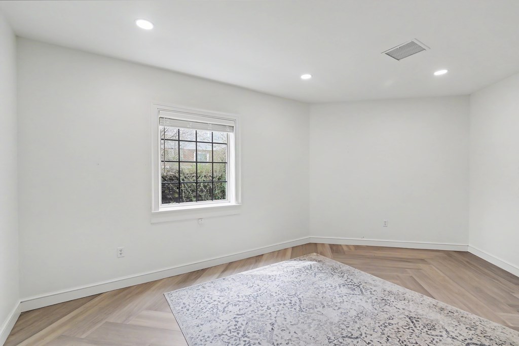 40 E Main Street - Suite A - Lease, Lexington, Ohio 44904, ,Commercial Sale,For Sale,Main Street - Suite A - Lease,9073042