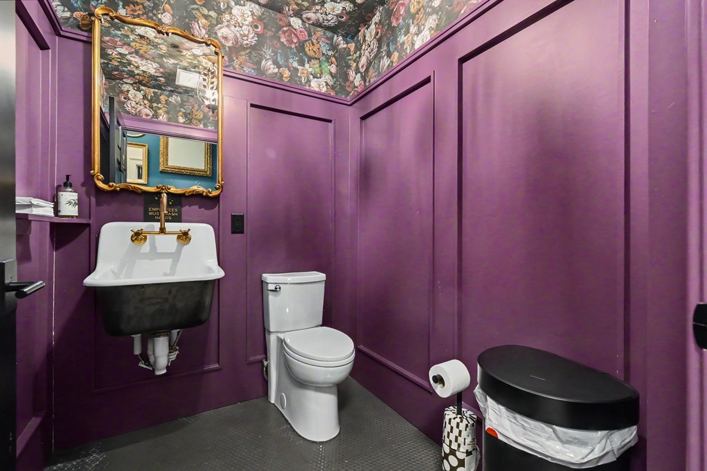 40 E Main Street - The Note, Lexington, Ohio 44904, ,Commercial Sale,For Sale,Main Street - The Note,9073044