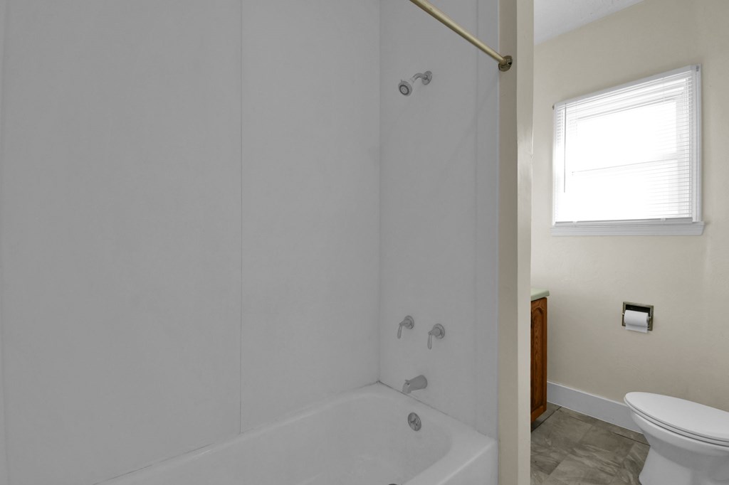 375 Mcpherson Street, Mansfield, Ohio 44903, 3 Bedrooms Bedrooms, ,1 BathroomBathrooms,Residential,For Sale,Mcpherson Street,9073045