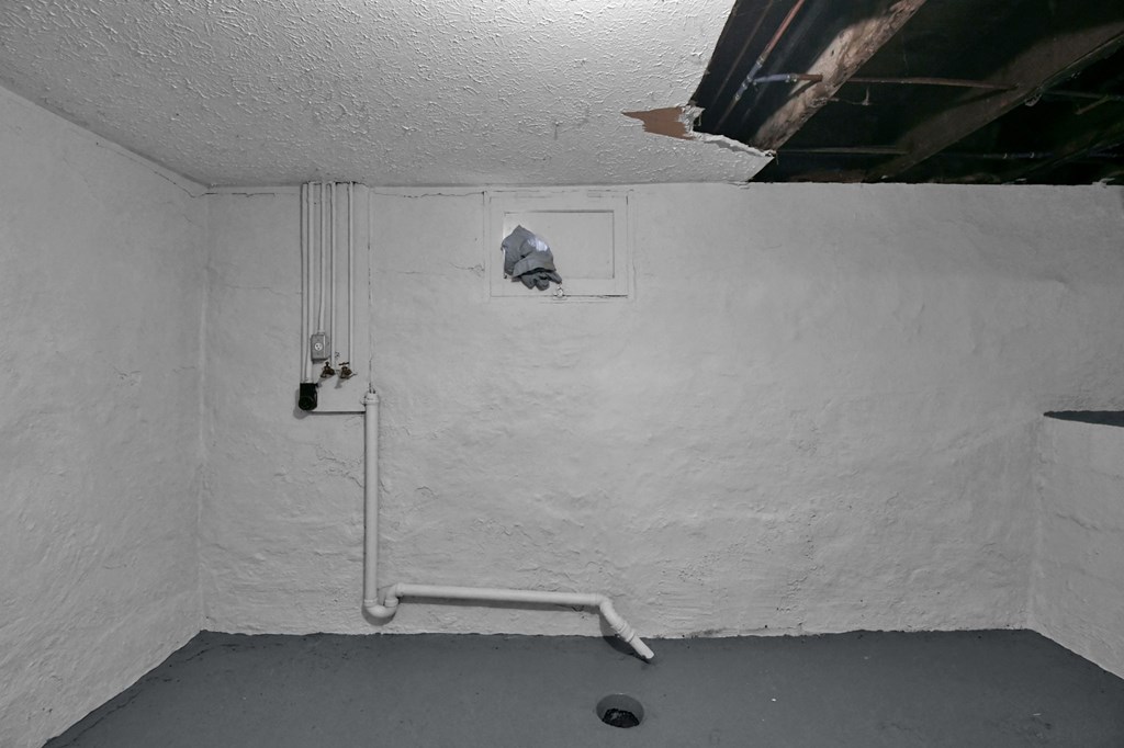 375 Mcpherson Street, Mansfield, Ohio 44903, 3 Bedrooms Bedrooms, ,1 BathroomBathrooms,Residential,For Sale,Mcpherson Street,9073045