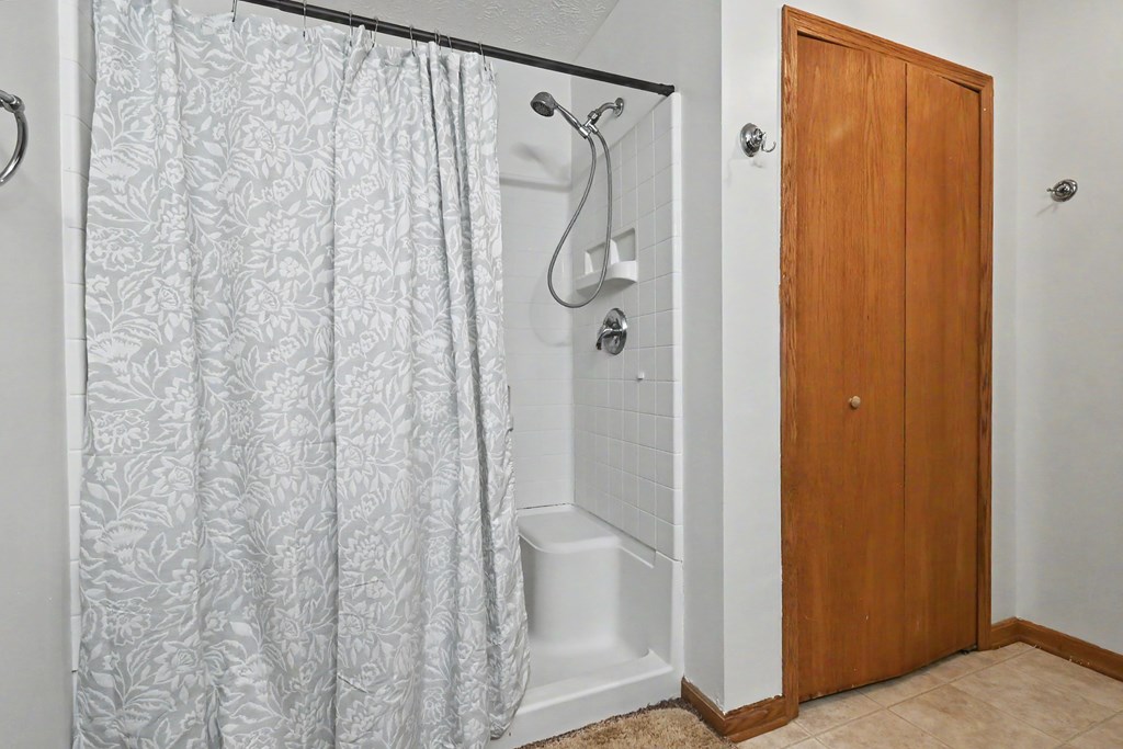 1009 County Road 40, Nova, Ohio 44859, 4 Bedrooms Bedrooms, ,3 BathroomsBathrooms,Residential,For Sale,County Road 40,9073053