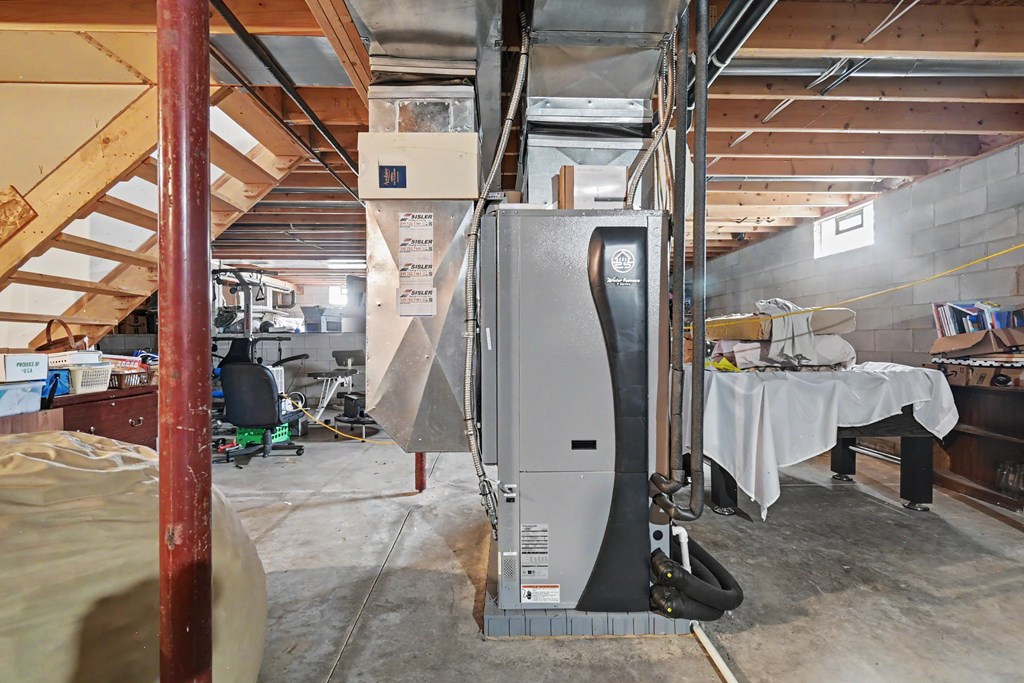 1009 County Road 40, Nova, Ohio 44859, 4 Bedrooms Bedrooms, ,3 BathroomsBathrooms,Residential,For Sale,County Road 40,9073053