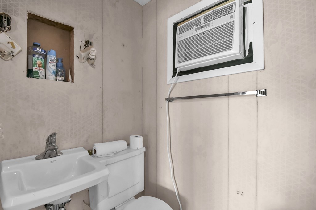 4372 Leisure Ln, Perrysville, Ohio 44864, 3 Bedrooms Bedrooms, ,1 BathroomBathrooms,Residential,For Sale,Leisure Ln,9073075