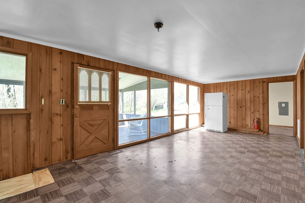 4372 Leisure Ln, Perrysville, Ohio 44864, 3 Bedrooms Bedrooms, ,1 BathroomBathrooms,Residential,For Sale,Leisure Ln,9073075