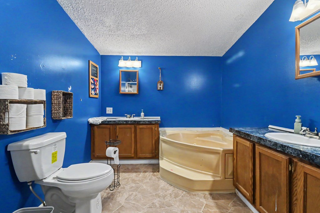 2068 Crescent Road, Greenwich, Ohio 44837, 4 Bedrooms Bedrooms, ,2 BathroomsBathrooms,Residential,For Sale,Crescent Road,9073078