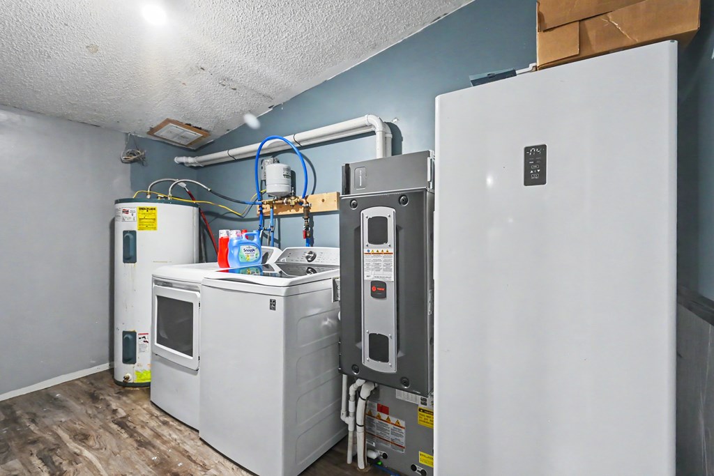 2068 Crescent Road, Greenwich, Ohio 44837, 4 Bedrooms Bedrooms, ,2 BathroomsBathrooms,Residential,For Sale,Crescent Road,9073078