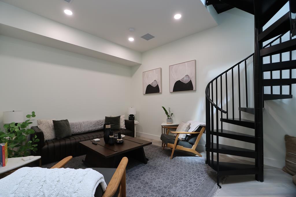 40 E Main Street, Lexington, Ohio 44904, ,Commercial Sale,For Sale,Main Street,9073079