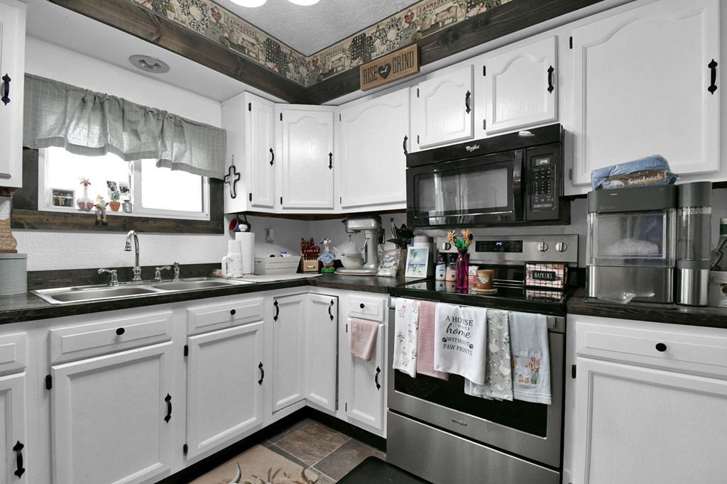 59 W Tucker Ave, Shelby, Ohio 44875, 3 Bedrooms Bedrooms, ,1 BathroomBathrooms,Residential,For Sale,Tucker Ave,9073080